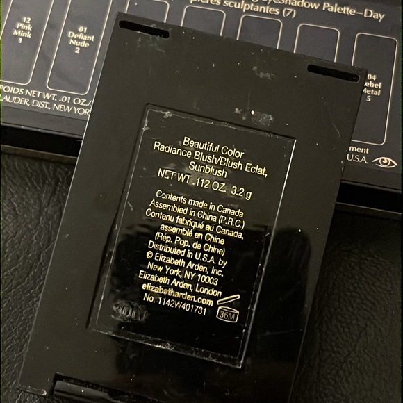 EYESHADOW BLUSH BUNDLE - Picture 5 of 7